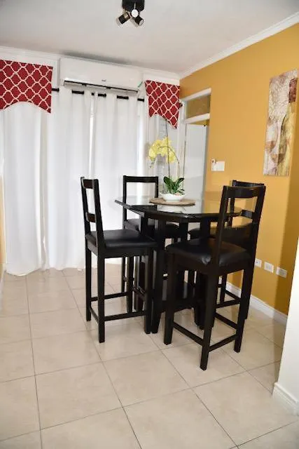 The Brompton'S Luxury Apartment Kingston